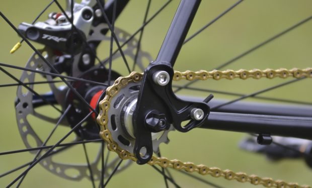 Swinging Dropouts Make Adjusting Single Speed Chain Tension Easy