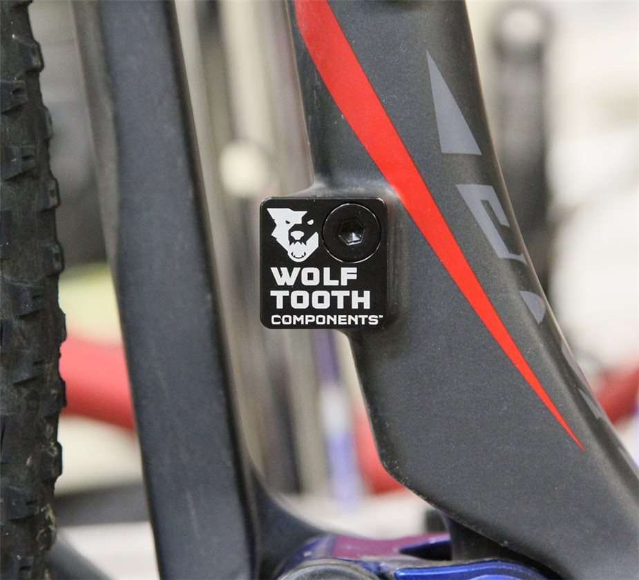 Wolf Tooth Front Derailleur Mount Cover Review